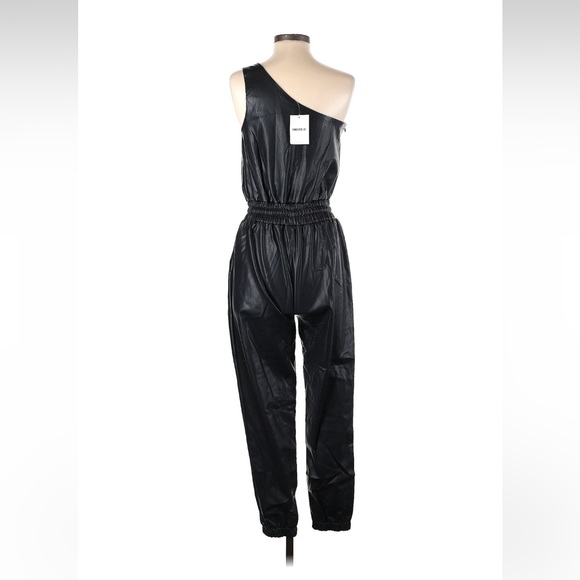 Forever 21 Black One-Shoulder Jumpsuit - Picture 2 of 2